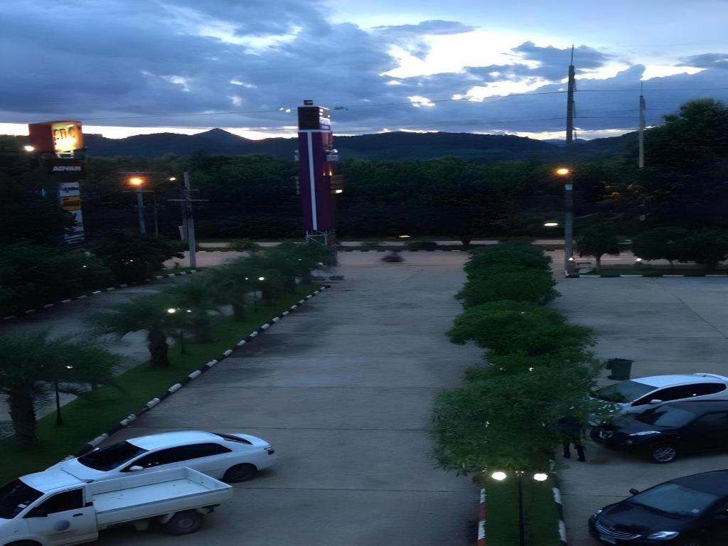 Sirimathani Hotel Лей Екстер'єр фото
