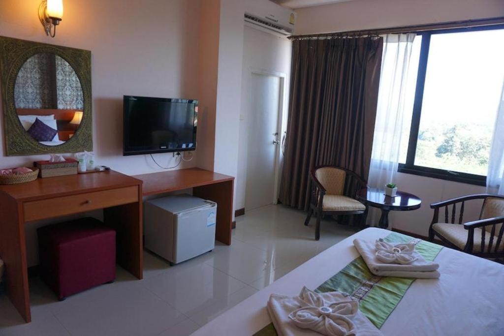 Sirimathani Hotel Лей Екстер'єр фото