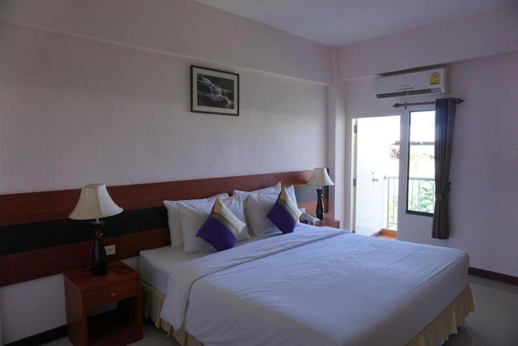 Sirimathani Hotel Лей Екстер'єр фото