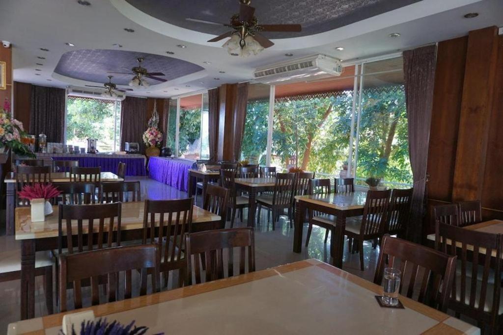 Sirimathani Hotel Лей Екстер'єр фото