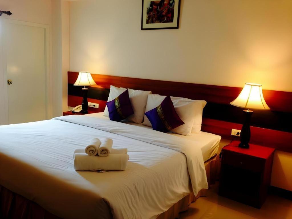 Sirimathani Hotel Лей Екстер'єр фото
