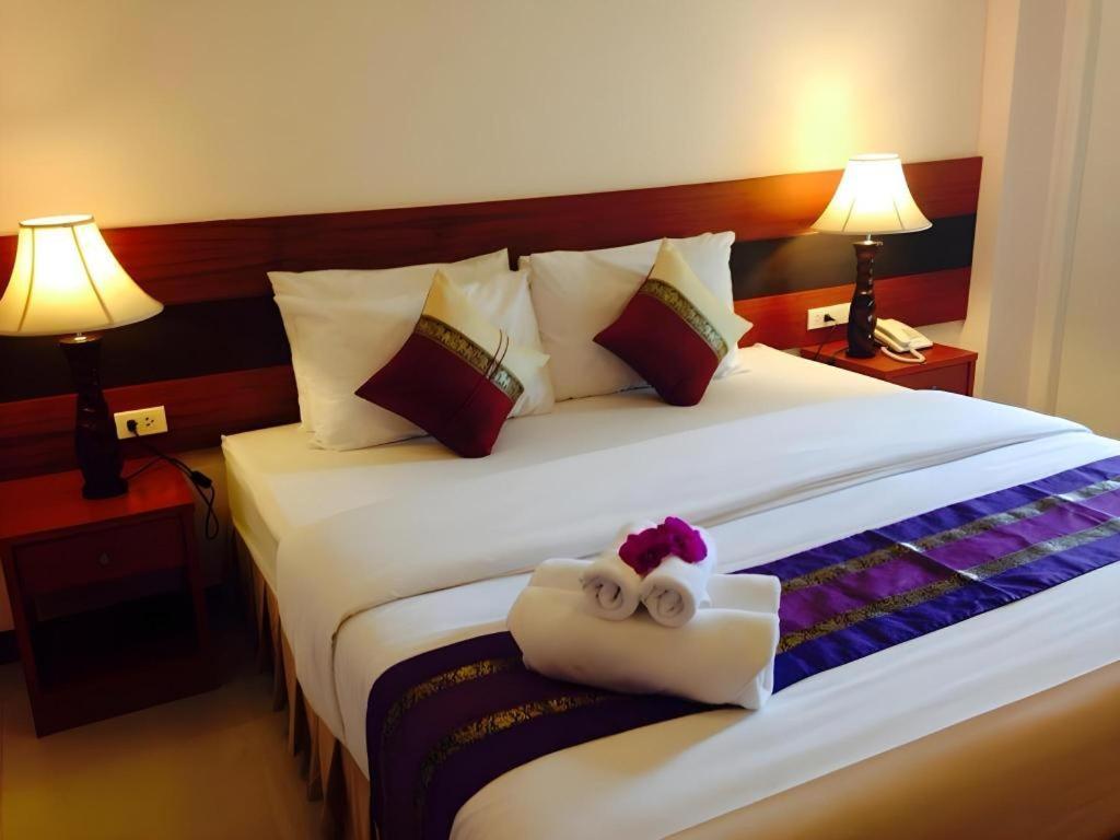 Sirimathani Hotel Лей Екстер'єр фото
