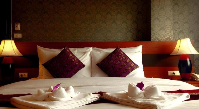 Sirimathani Hotel Лей Екстер'єр фото